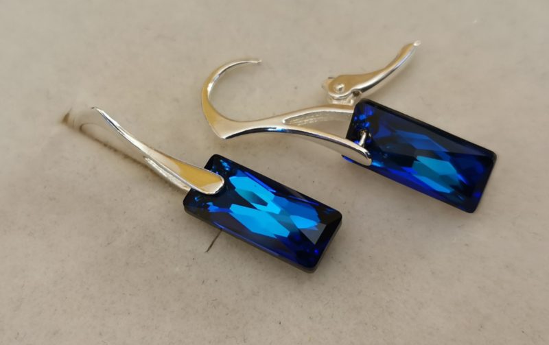 Cercei Argint 925 si Swarovski mini Queen baguette bermuda blue