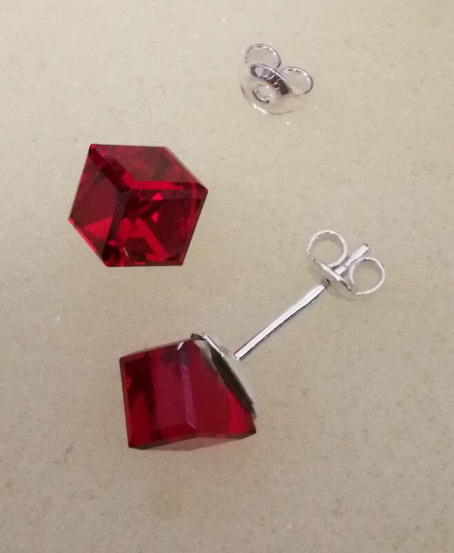 ptroz Cercei tija argint si cristale Swarovski Cube