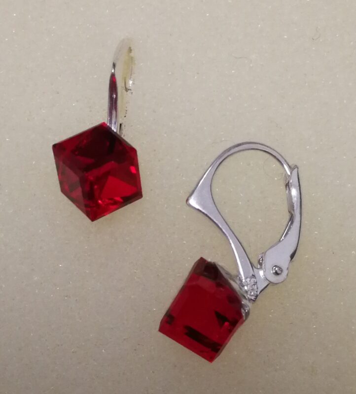 Cercei Argint 925 si Swarovski Cube 6mm