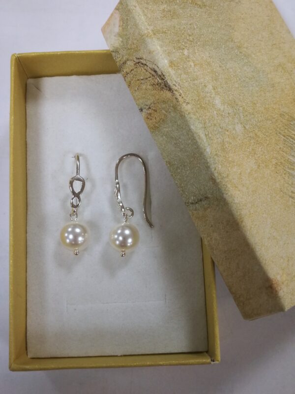 Cercei Infinit din argint 925 si perle Swarovski