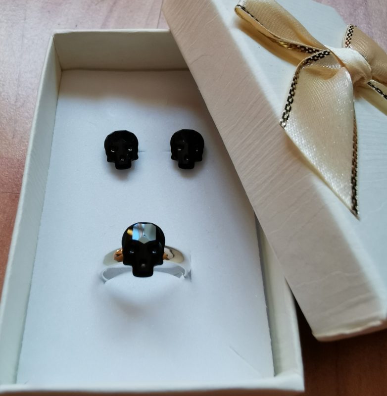 Set cercei si inel Argint 925 si cristale Swarovski Skull